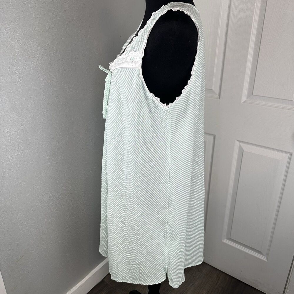 Miss Elaine Seersucker Nightgown Sz XL Striped Floral Embroidery Cottage Grandma - Picture 6 of 12